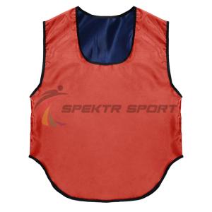 Купить Манишка футбольная двусторонняя Spektr Sport красно-синяя р. 36-40 в Тотьме 